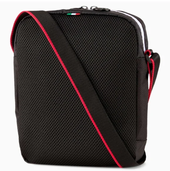 Puma - Picture 9 of 14